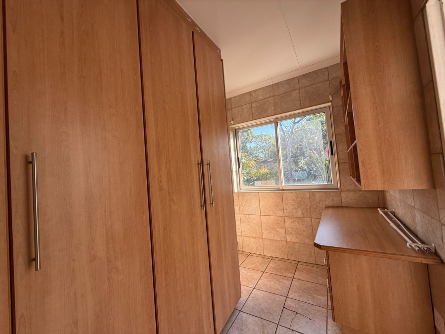 6 Bedroom Property for Sale in Safari Gardens North West